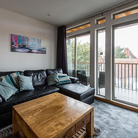 Dee Lane Apartment Честър Екстериор снимка