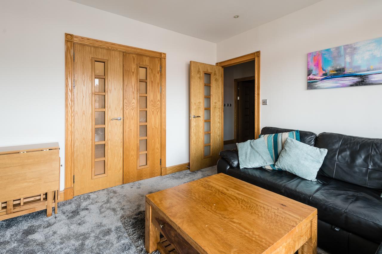 Dee Lane Apartment Честър Екстериор снимка